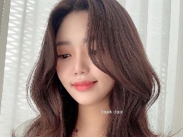 2022锁骨长度的中长发怎么弄好看？女生春夏流行
