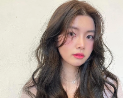 大“S”卷中长发 释放慵懒女人味