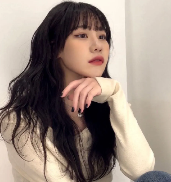 慵懒感法式烫发 大脸女生发型救星