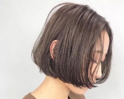 今年女生都在剪波波头短发 减龄又百搭轻松变美