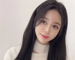 长发C卷内扣发型 尽显轻熟女人味