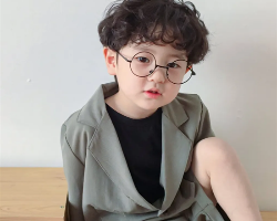 酷帅小潮童发型 人气小男孩短发