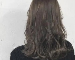脂溢性脱发是什么症状 脂溢性脱发怎么改善