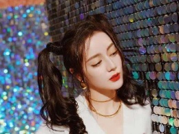 自己怎么弄龙须刘海 自己剪龙须刘海教程