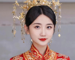 中式秀禾新娘发型 精美大方高贵轻奢