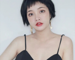 最新流行的女生刘海 锯齿刘海时髦瘦脸