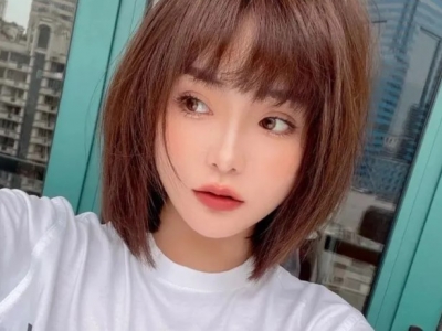 女生直发齐肩发 简单耐看不挑人