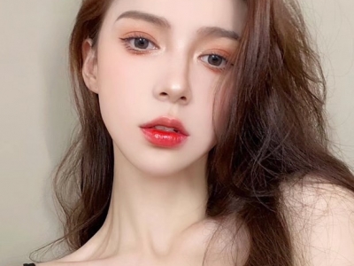 长直发发型正流行 直发披发美丽动人