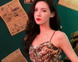 性感唯美复古烫发型 换上长卷发魅力挡不住