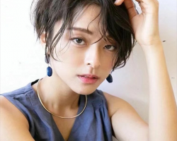 少发量女生短烫发 空气感烫发超迷人