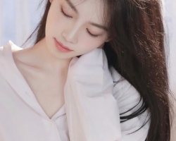 校园女生直发发型 又酷又美超时尚