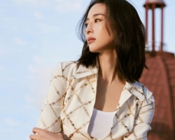 上班族适合什么发型 减龄中长发让你每天多睡几分钟