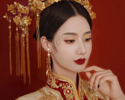 中式新娘出门造型 轻奢精致尽显优雅