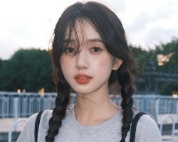 麻花辫发型大盘点 长发扎辫子甜美迷人