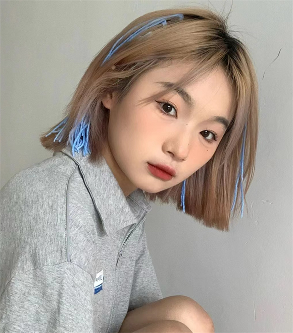 短发编发扎发季节到 哪款样式深得你心