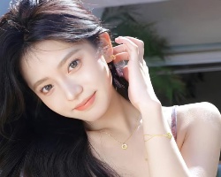 文艺甜美长卷发型 彰显迷人气质太惊艳