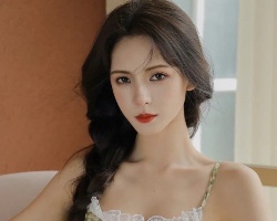 鹅蛋脸女生怎么扎头发 八款时尚扎发快来选