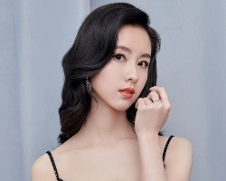 头发细软适合烫发吗 细软发烫卷蓬松显气质