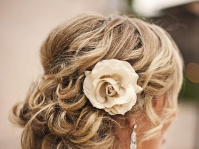 法式新娘造型LOOK 八种简单的新娘发型