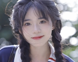 慵懒蓬松麻花辫 甜美元气减龄