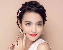 适合上班族的扎发教程 花环编发盘发好看又温柔