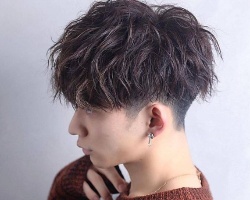 最流行的男士烫发 时尚有型一秒变男神