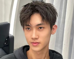 帅气摩根烫发型 型男必备的烫发