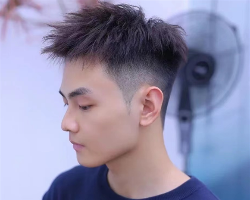 帅气时尚钢夹烫 男生热门短烫发