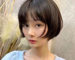 女生百搭波波头短发 俏皮好看年轻好几岁