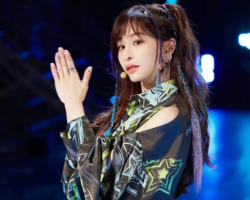 酷炫彩绳编发造型 女生流行编发样式
