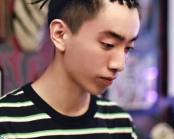 夏季人气男生发型 酷炫摇滚扭驳辩