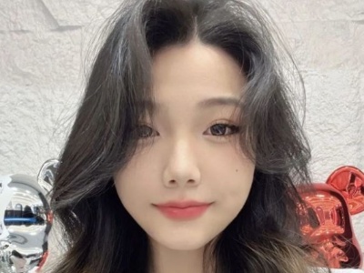 优雅浪漫波浪卷LOOK 长发女神必备烫发发型