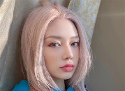 充满少女感的玫瑰金 女团发色谁染谁好看