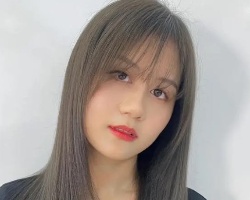 清新优雅直发发型 打造甜美文艺范