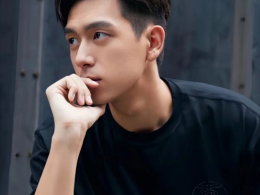 港风三七分侧背 男生超帅发型参考