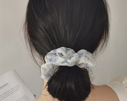 用什么扎头发好看 大肠发圈人手必备