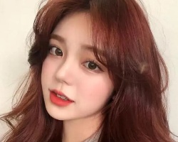 甜美优雅长发烫发示范 时尚显气质大写的美
