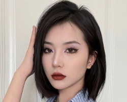 女生怎么剪头发减龄 中长发最百搭显气质