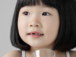 小女孩可爱波波头 每年流行的儿童短发