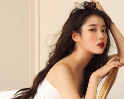 长发女生适合什么卷发 时尚流行长发烫发随你选
