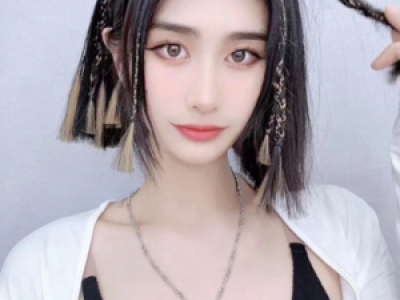 甜酷短发脏辫发型 女生短发就编这款