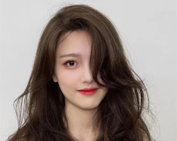 韩式女神造型烫 一看就很温柔自然