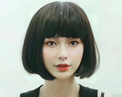 减龄内扣波波头 时尚俏皮显脸小