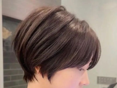 清爽干练的超短发 剪短发的女生酷帅美