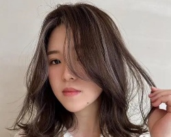 高人气的中长卷发 超好驾驭轻松get同款