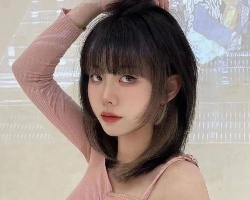 直发锁骨发剪什么刘海 推荐法式刘海轻松修颜