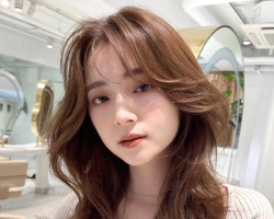 女生中长烫发精选 时尚唯美凸显气质