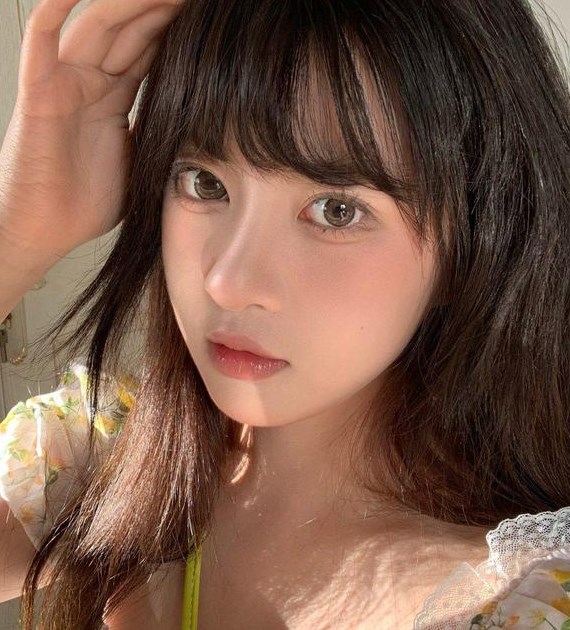 空气刘海造型LOOK 修颜减龄轻松变美