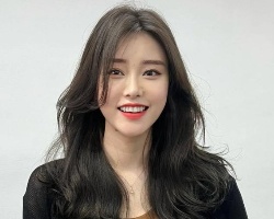 中长卷发造型精选 凸显女神时尚魅力