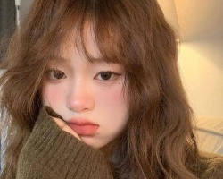 秋天染什么发色好看 时尚唯美暖棕色是首选